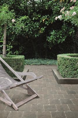 Stonehedge 15x15x6 Bruin-Zwart